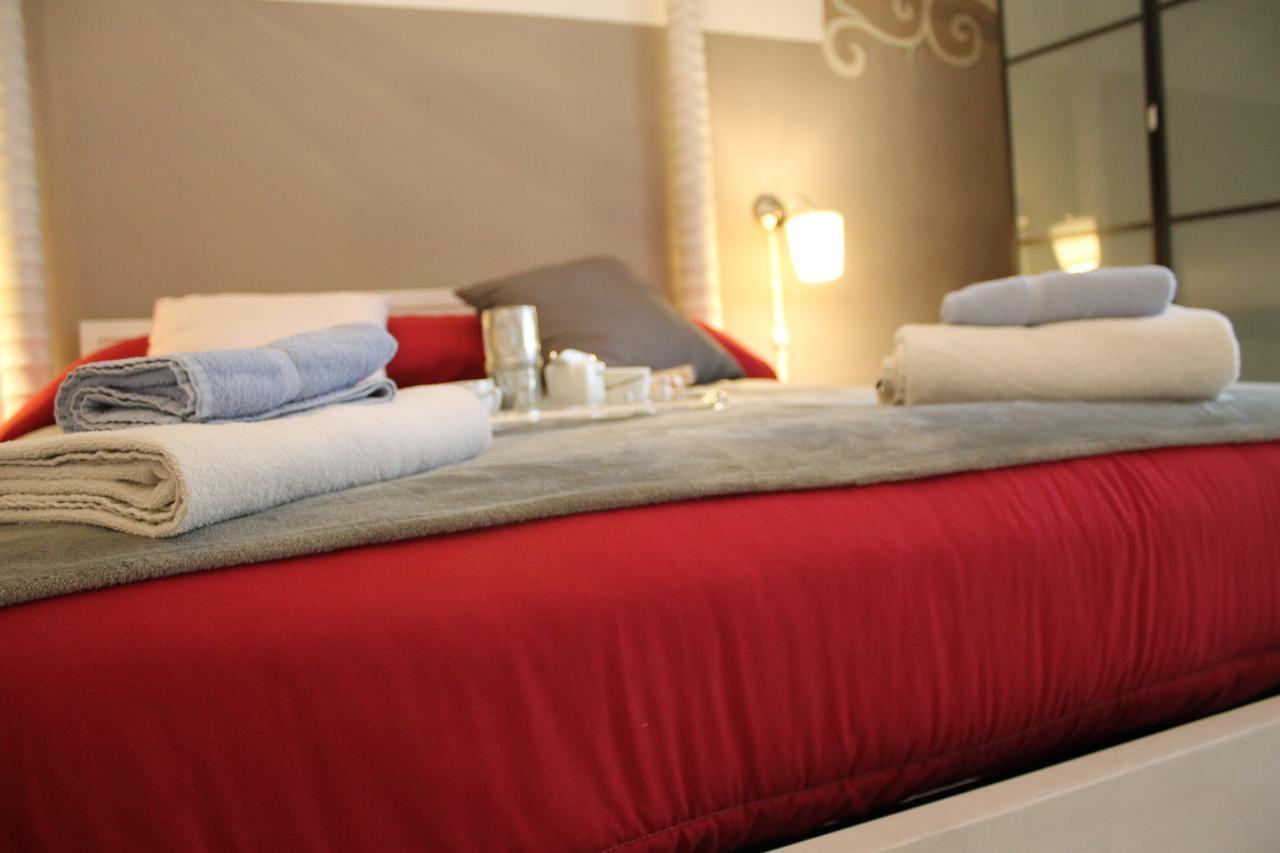 Al 68 Di Piazza Cavour Bed & Breakfast Napoli Dış mekan fotoğraf